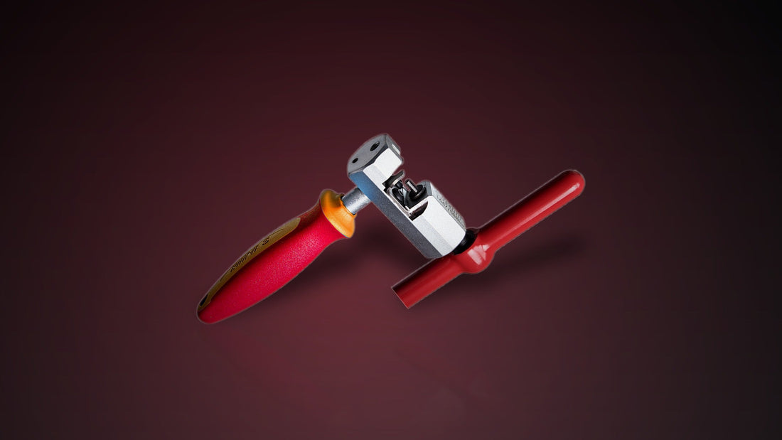 Unior Master Chain Tool 1647/2BBI bike chain tool on a studio background