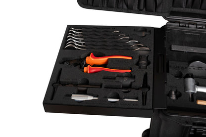 Master Tool Kit 2.0 top tray with row of combination wrenches and red-orange grip pliers in foam cutouts