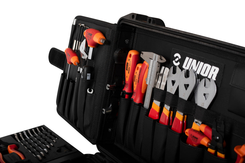 Master Tool Kit 2.0 lid view with T-handle hex drivers, calipers and side-cutter pliers in elastic pockets