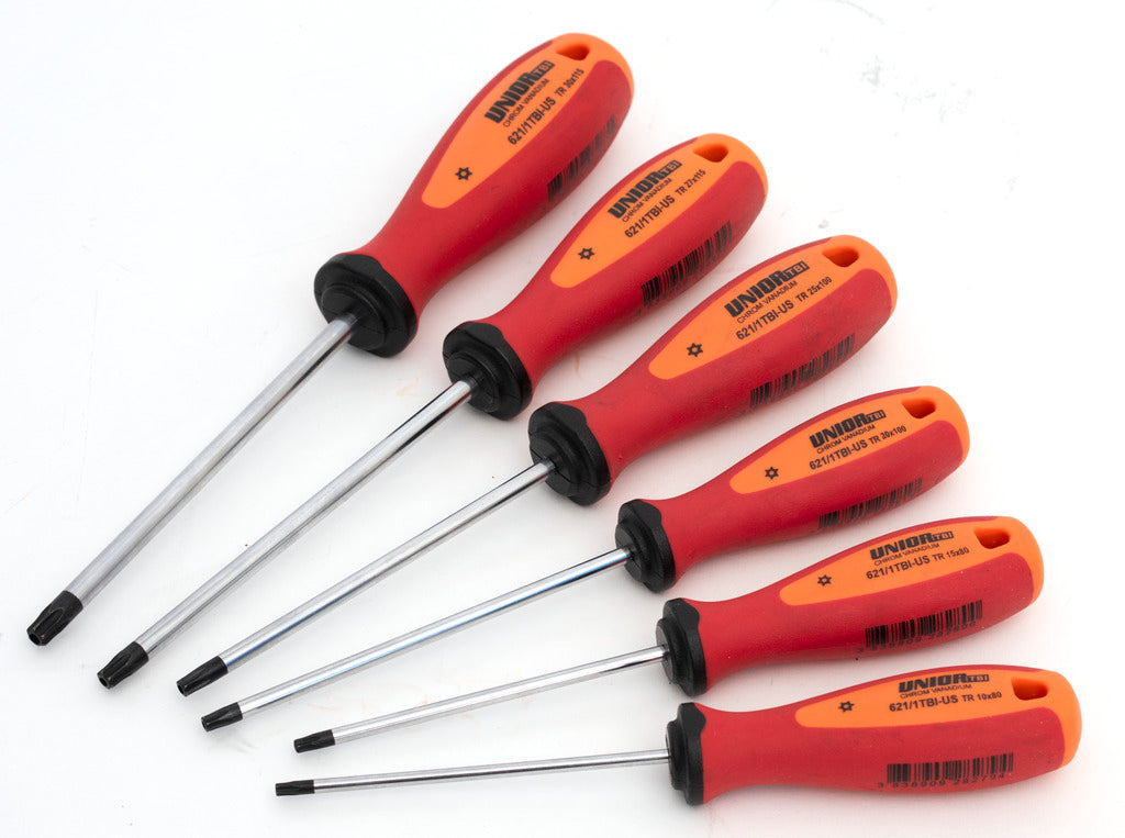 Set of screwdrivers with TX profile