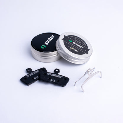 Sinter Black s013 organic disc brake pads with tin and spring clip, for SRAM Code hydraulic brake calipers