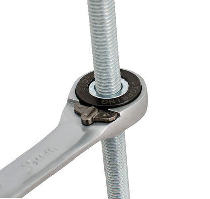 Unior 160/2 19 mm Stop ring ratchet box end on a stud, reverse button visible