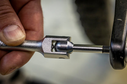 Close-up of the Unior Speed Pedal Wrench 1613S/1BI swivel joint with the hex bit seated in a clipless pedal spindle