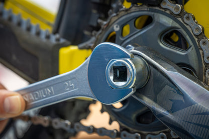 Unior 1609.2DUB/5 driven with a 24 mm open-end wrench on the outside flats, SRAM DUB crank
