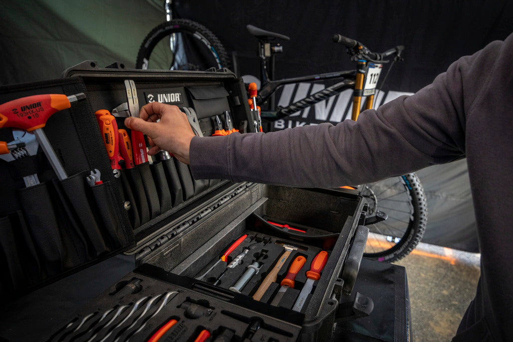 Race mechanic picking pliers from the Master Tool Kit 2.0 lid pockets, US T-handle hex drivers in frame - 1600MASTERKIT